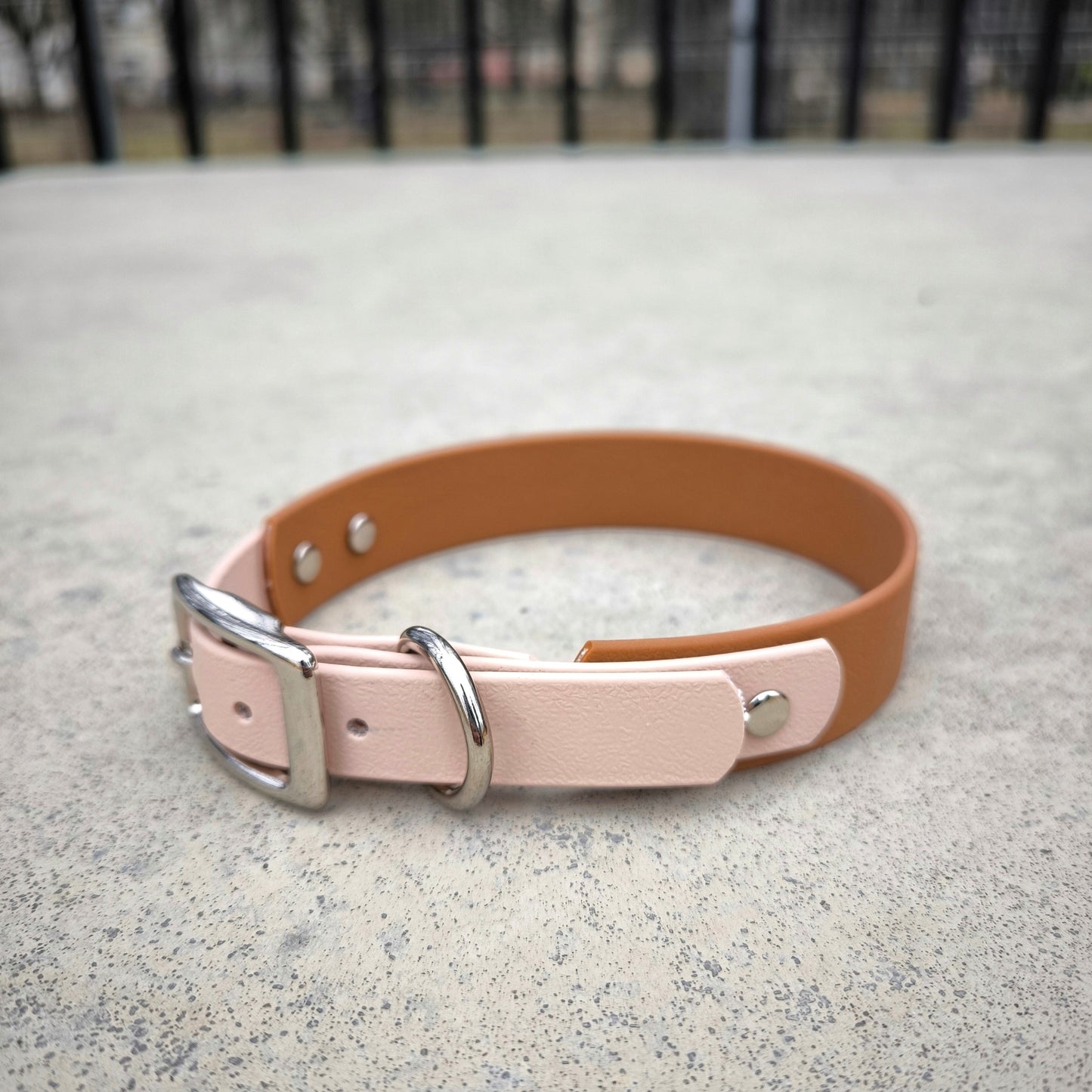 Biothane 25 mm wide Blush Pink+Sand