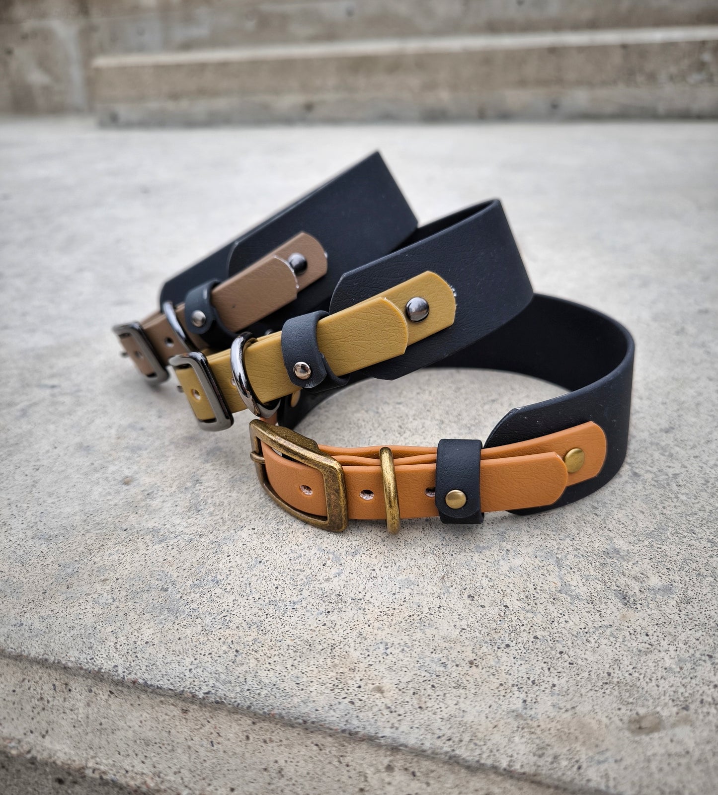 Biothane 38 mm wide Black+Tan