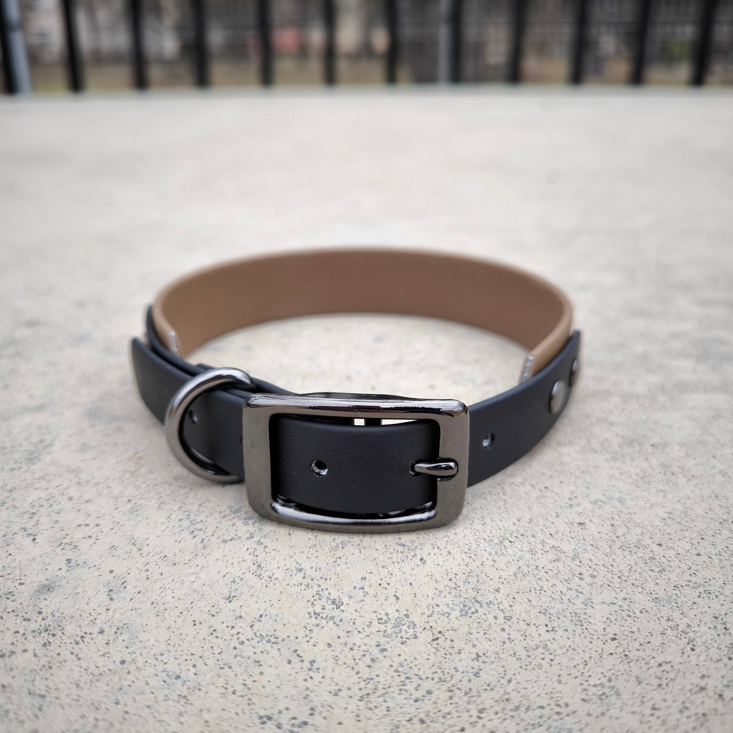 Biothane 25 mm wide Black+Tan